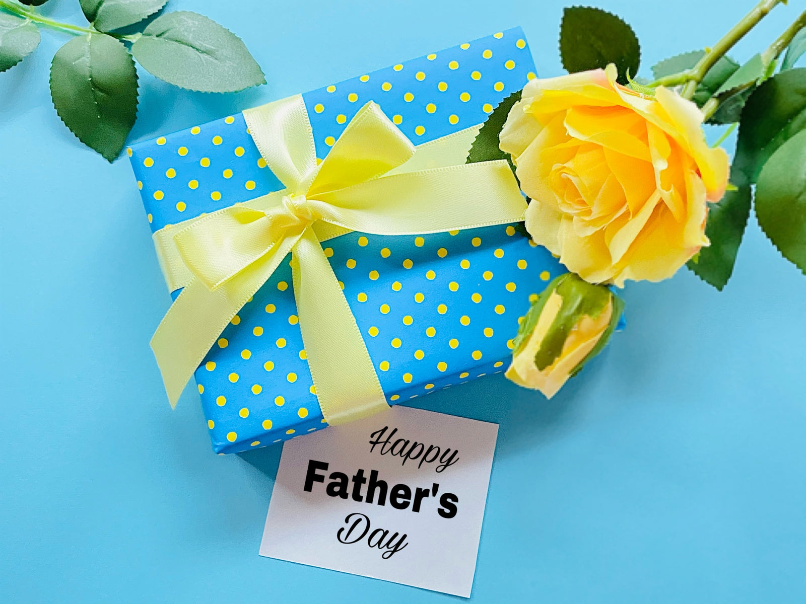 父の日はいつ？ 2023年以降の日付、父の日の由来、人気のプレゼントやお花も紹介